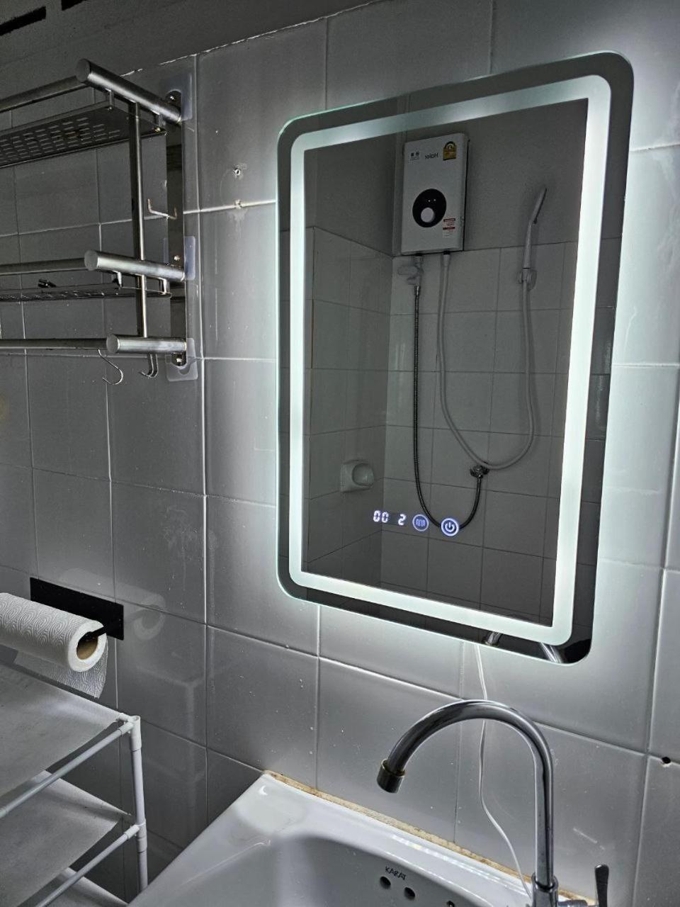Planet 77 Hostel Patong
